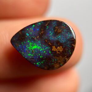 Sparkling Pinfire Boulder Opal side photo