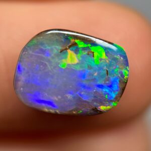 Vibrant Pipe Boulder Opal 3.55ct angle