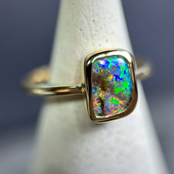 18ct Gold Boulder Opal Ring
