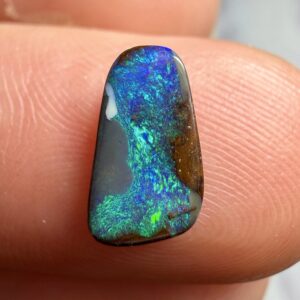 Boulder Opal, gem colour play  1.65ct