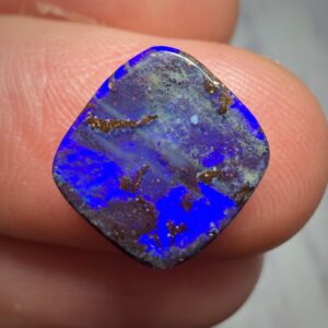 Directional Boulder Opal, gem colour 4.20ct