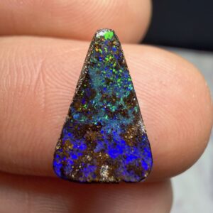 Undulating Boulder Opal 'Gradient Pinfire' 2.25ct