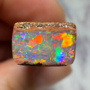Gem Pipe Opal - full spectrum colour 2ct